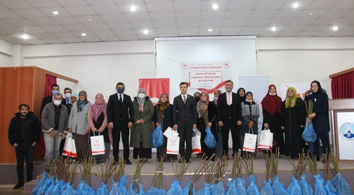 Derbent’li kadın çiftçiler tarımsal yeniliklerle buluşuyor 