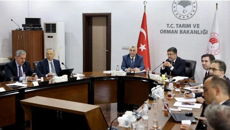 İki bakandan kritik toplantı: Beş başlık masaya yatırıldı