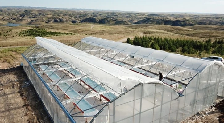 İmece Plastik’ten Batman Üniversitesine modern hidroponik sera