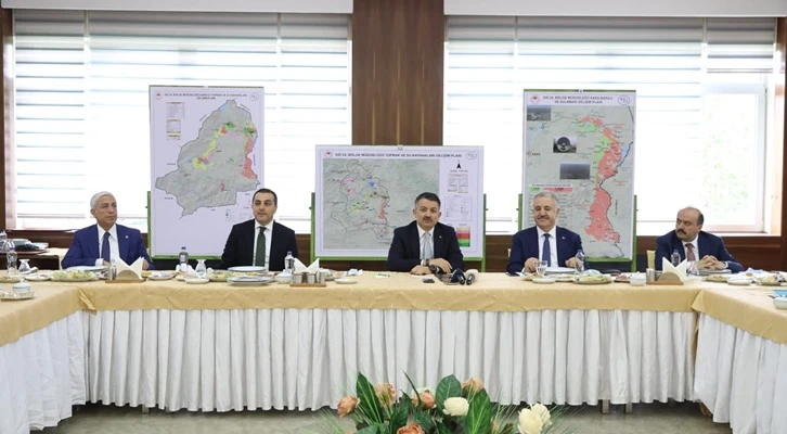 "Kars topraklarının yarısının sulanacağı şekilde tedbir aldık"