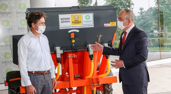 Meram çiftçisi çifte bayram yapıyor! 