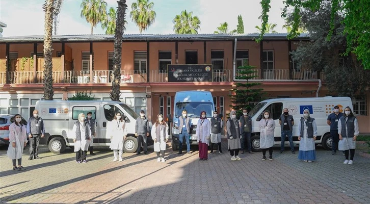 Mobil hizmet araçları mevsimlik tarım işçilerine yönelik faaliyetlerine başladı