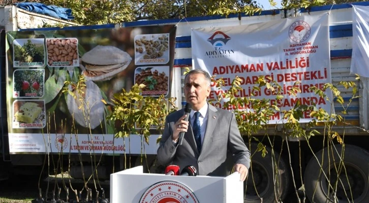 Adıyaman'da çiftçilere 6 bin ceviz fidanı dağıtıldı