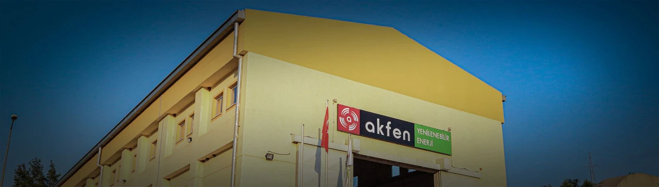 Akfen Yenilenebilir Enerji, çiftçilere ve yöre halkına seracılık, meyvecilik, profesyonel destekler, tarım kredileri ve hibe programlarını kapsayan bir tarım eğitimi düzenledi