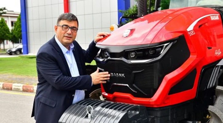 Başak traktöre bir ödül daha