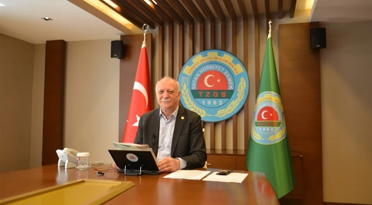 “Bu yıl 800 bini büyükbaş, 2,7 milyonu küçükbaş toplam 3 milyon 500 bin baş hayvan kesileceğini tahmin ediyoruz”