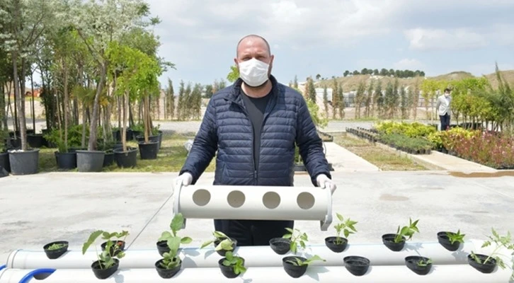 Çiğli’de balkonlarda topraksız tarıma destek