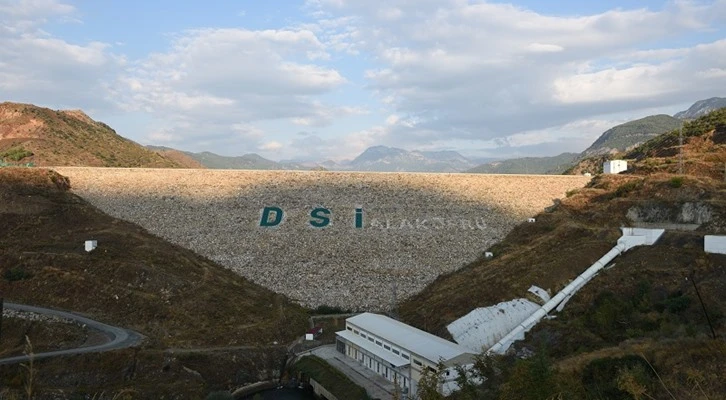 DSİ Mersin ve Çanakkale'de çalışmalarına devam ediyor