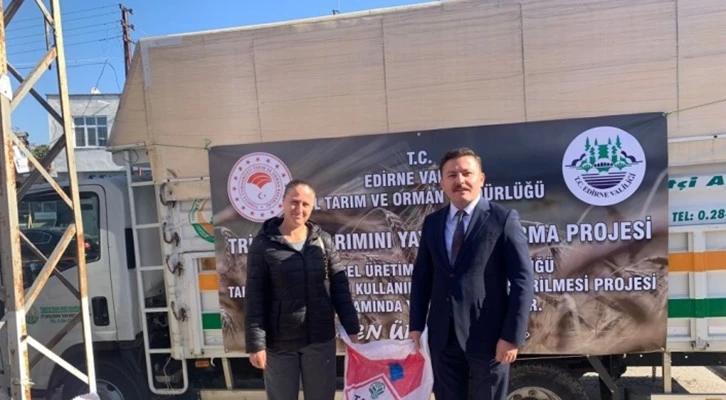 Edirne'de üreticilere yüzde 75 hibeli tritikale tohumu dağıtıldı