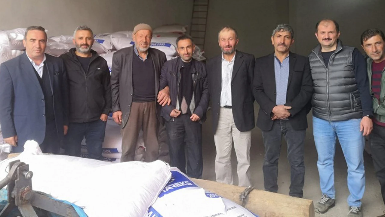 Giresun Alucra’da üreten çiftçiye tohum desteği verildi