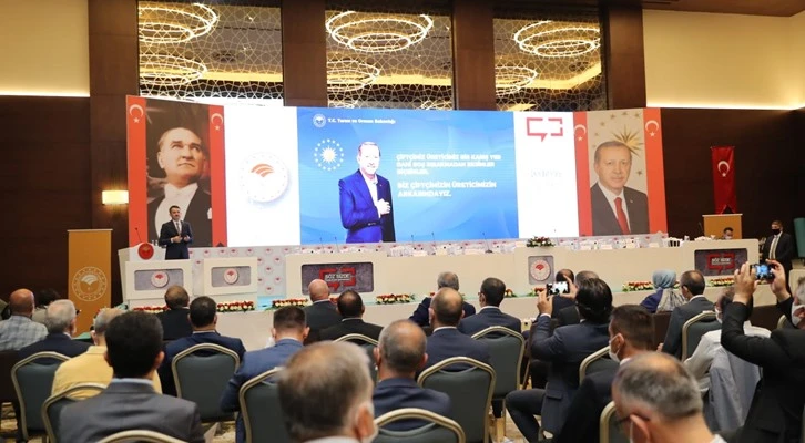 ‘‘İlk 6 ayda 22 milyar lira olan tüm desteklerin yüzde 75'i çiftçilerimizin hesaplarına aktarıldı’’