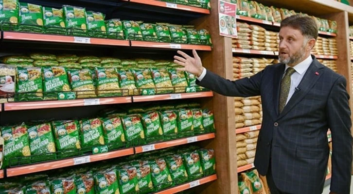 Tarım Kredi'den kurumlara 700 bin gıda kolisi