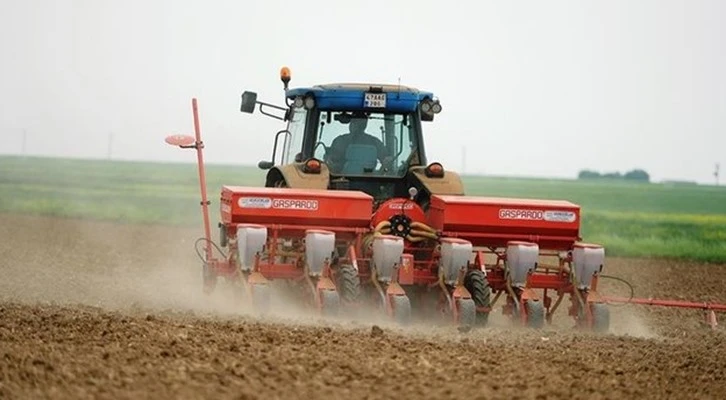 Tarım ve Orman Bakanlığı toprak analizleriyle çevreye ve ekonomiye katkı sağlıyor