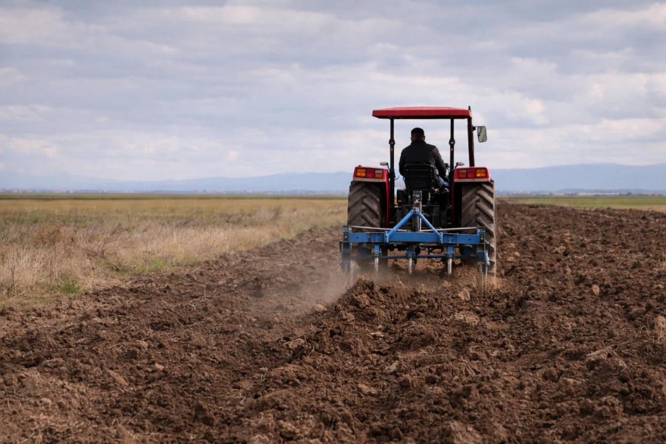 Toprak ve tarla hazırlığında kritik dönem: Üretimde verim için kış çalışmaları öne çıkıyor