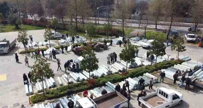 Yalovalı çiftçilere 112 ton sera naylonu dağıtıldı